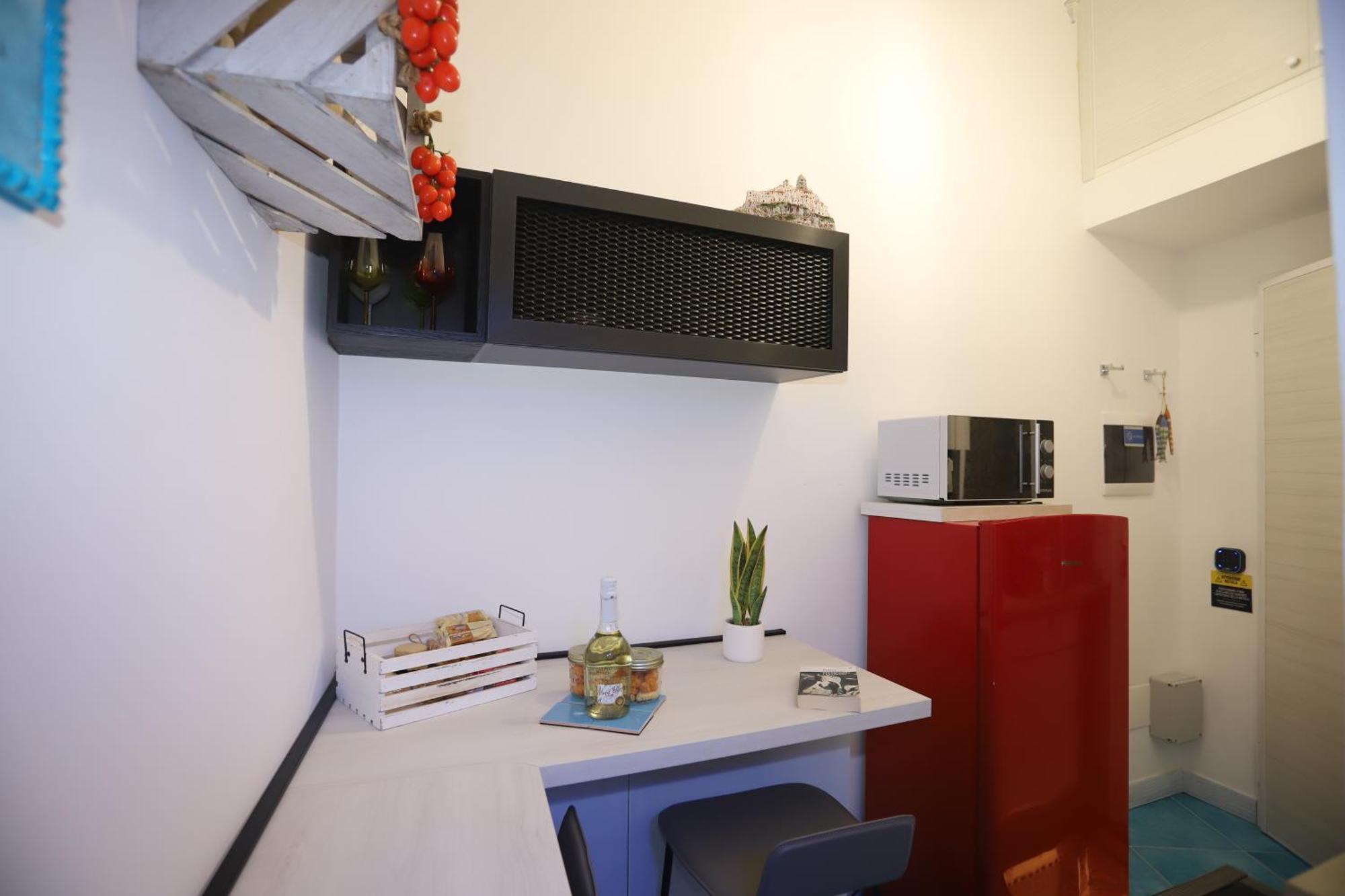 Piazzetta Petrone Apartments + Parking Vieste Eksteriør billede